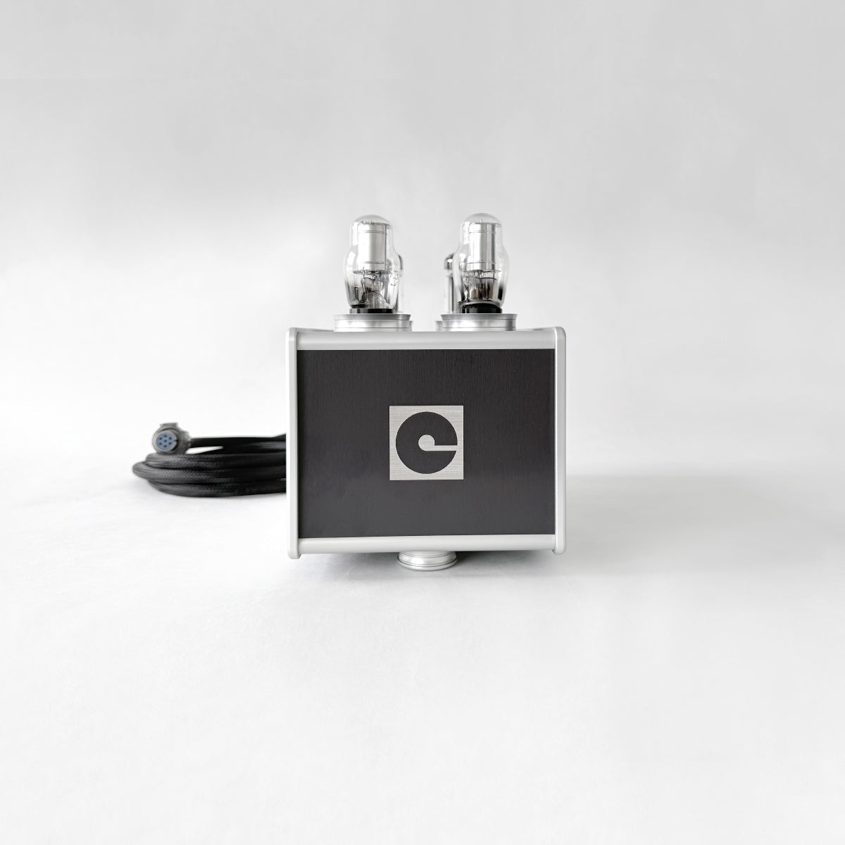 Dual-Mono Power Supply